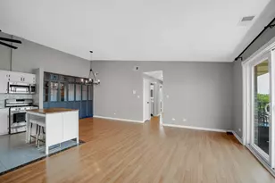 6264 S Gullikson Rd, Chicago, IL 60638 - Photo 7