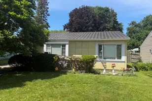 836 E Division St, Lombard, IL 60148 - Photo 1