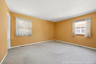 1216 Berkenshire Lane, Elk Grove Village, IL 60007 - Photo 11