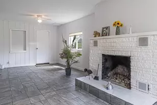 3434 18th St, Rockford, IL 61109 - Photo 11