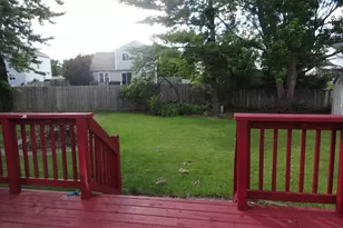 1340 Burke Ln, South Elgin, IL 60177 - Photo 11