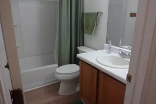 1340 Burke Ln, South Elgin, IL 60177 - Photo 9