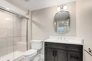 20 Natoma Dr, Oak Brook, IL 60523 - Photo 49
