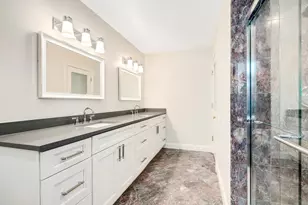 20 Natoma Dr, Oak Brook, IL 60523 - Photo 35