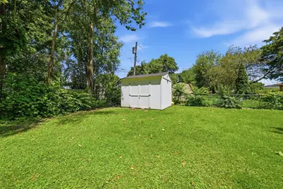 850 Austin Avenue, Aurora, IL 60505 - Photo 27