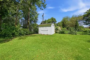850 Austin Ave, Aurora, IL 60505 - Photo 27