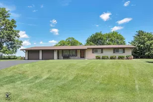 24709 S Clair Ct, Elwood, IL 60421 - Photo 1