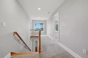 2202 Bloomingdale Rd, Bloomington, IL 61705 - Photo 23