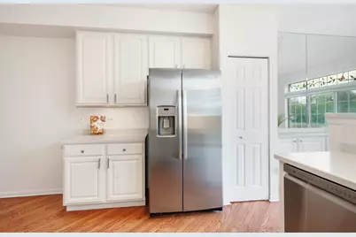 215 Wildflower Lane, La Grange, IL 60525 - Photo 13