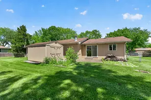 113 Ebbesen St, Dekalb, IL 60115 - Photo 27