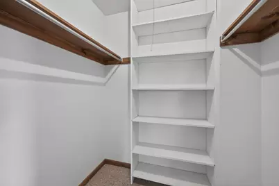 113 Ebbesen Street, Dekalb, IL 60115 - Photo 15