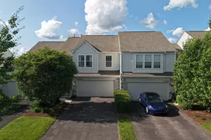24904 Gates Ln, Plainfield, IL 60585 - Photo 3
