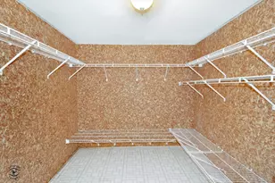 572 Bradbury Ln, Geneva, IL 60134 - Photo 23