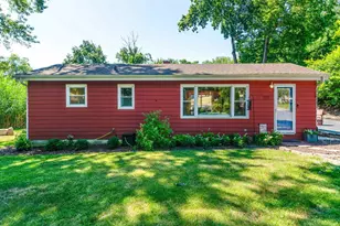 115 Muriel Rd, Spring Grove, IL 60081 - Photo 1