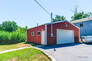 115 Muriel Rd, Spring Grove, IL 60081 - Photo 17