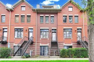 1806 W Argyle St, Chicago, IL 60640 - Photo 1