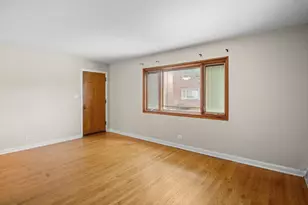 8043 Lake St, River Forest, IL 60305 - Photo 7
