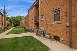 8043 Lake St, River Forest, IL 60305 - Photo 5