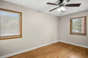 8043 Lake St, River Forest, IL 60305 - Photo 13