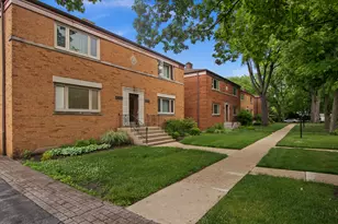 8043 Lake St, River Forest, IL 60305 - Photo 1