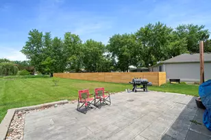 1010 Suzy St, Lake Holiday, IL 60548 - Photo 23