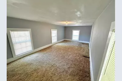 307 Washington Street, Rockford, IL 61104 - Photo 3