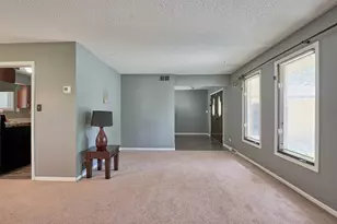 385 E 162nd St, Harvey, IL 60426 - Photo 11