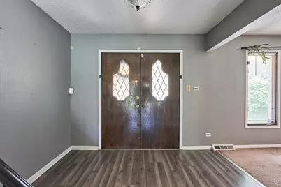 385 E 162nd Street, Harvey, IL 60426 - Photo 9