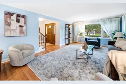 3066 Knollwood Lane, Glenview, IL 60025 - Photo 5