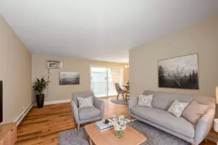 4113 W 97th Pl, Oak Lawn, IL 60453 - Photo 3