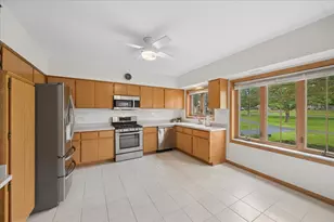 11525 Settlers Pond Way, Orland Park, IL 60467 - Photo 3