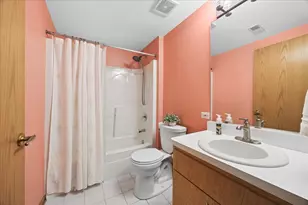 11525 Settlers Pond Way, Orland Park, IL 60467 - Photo 9