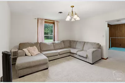 403 South Street, Crescent City, IL 60928 - Photo 11