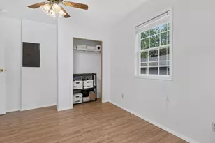 209 S East St, Gardner, IL 60424 - Photo 15