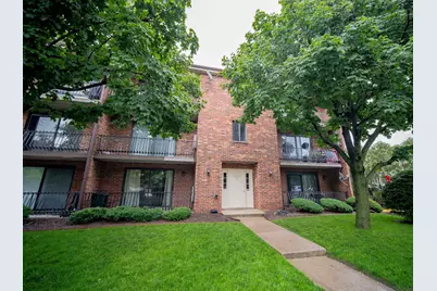 10501 S Highland Avenue #204B, Worth, IL 60482 - Photo 1