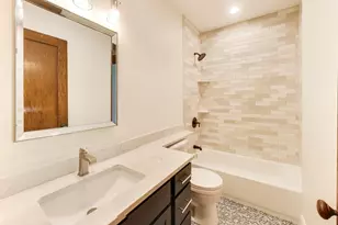 858 N Wolcott Ave, Chicago, IL 60622 - Photo 17