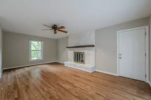 1612 Harris Ln, Naperville, IL 60565 - Photo 23