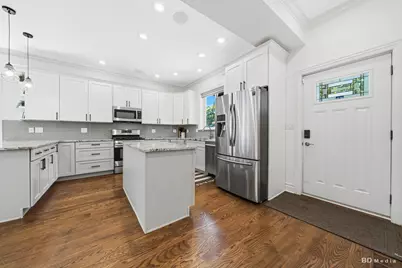 4146 N Kilbourn Avenue, Chicago, IL 60641 - Photo 7