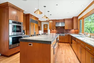 520 Greenwood Ave, Kenilworth, IL 60043 - Photo 13