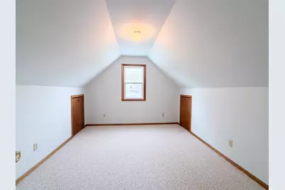 700 Warrior Drive, Round Lake Heights, IL 60073 - Photo 9