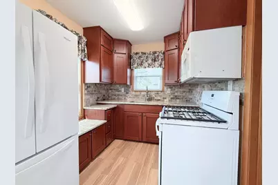 700 Warrior Drive, Round Lake Heights, IL 60073 - Photo 3