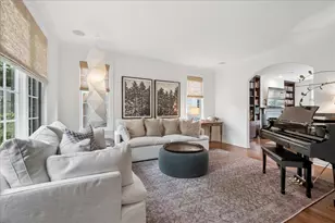 9550 Central Park Ave, Evanston, IL 60203 - Photo 5