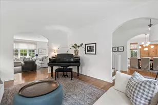 9550 Central Park Ave, Evanston, IL 60203 - Photo 7