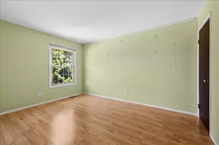 1108 Wellington Ave, Libertyville, IL 60048 - Photo 15
