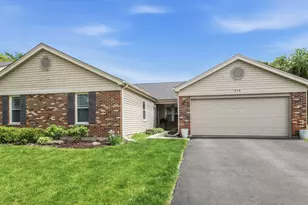 458 Nantucket Rd, Naperville, IL 60565 - Photo 1