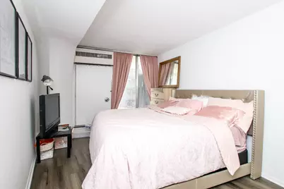 300 N State Street #3330, Chicago, IL 60654 - Photo 9