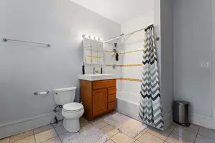 1132 E 44th St, Chicago, IL 60653 - Photo 3