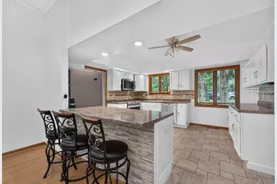 1006 N White Pine Drive, Dixon, IL 61021 - Photo 13