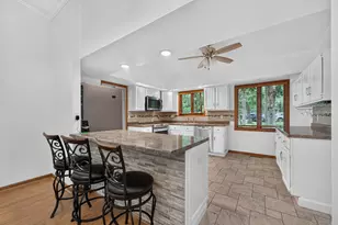 1006 N White Pine Dr, Dixon, IL 61021 - Photo 13