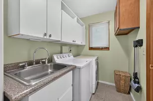 1006 N White Pine Dr, Dixon, IL 61021 - Photo 17